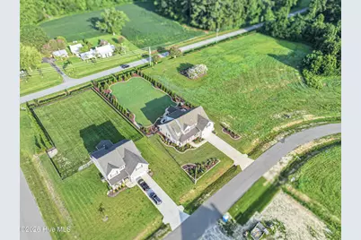 2715 Frances Court, Grimesland, NC 27837 - Photo 6