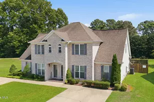 2036 Cambria Dr, Greenville, NC 27834 - Photo 4