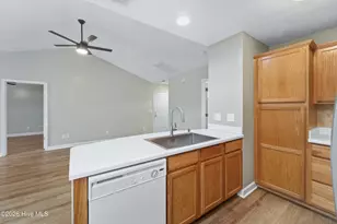4212 Elizabeth Ave, New Bern, NC 28562 - Photo 10