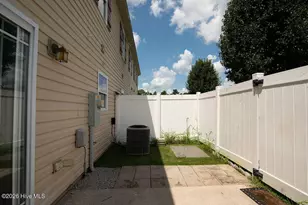 105 Kenan Loop, Jacksonville, NC 28546 - Photo 24
