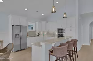 309 Ivy Ln, Carolina Beach, NC 28428 - Photo 8