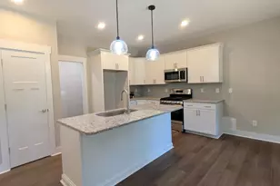 650 S Mechanic St, Southern Pines, NC 28387 - Photo 6