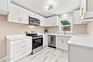 17 Scott St, Greenville, NC 27858 - Photo 14