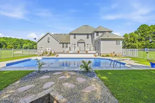173 Providence Dr, Moyock, NC 27958 - Photo 2