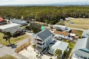 142 S Sixth Ave S, Kure Beach, NC 28449 - Photo 4