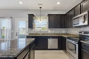 304 SW Plantation Dr, Maple Hill, NC 28454 - Photo 18
