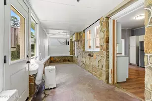 952 Hiwassee St, Murphy, NC 28906 - Photo 36