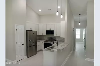 525 Vineland Drive, Whiteville, NC 28472 - Photo 8