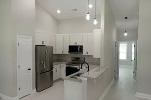 525 Vineland Dr, Whiteville, NC 28472 - Photo 8