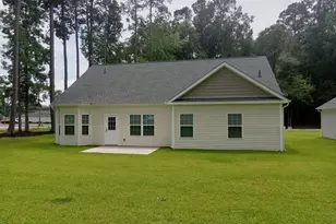 525 Vineland Dr, Whiteville, NC 28472 - Photo 24