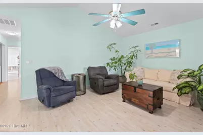 609 Spartanburg Avenue, Carolina Beach, NC 28428 - Photo 4