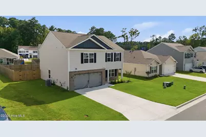 4009 Emerald View, New Bern, NC 28560 - Photo 2
