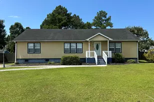 299 Riggs Rd, Hubert, NC 28539 - Photo 2