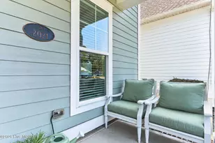 1018 N Caswell Ave, Southport, NC 28461 - Photo 8