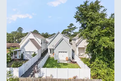 1018 N Caswell Avenue, Southport, NC 28461 - Photo 36
