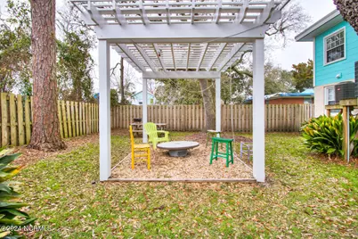 205 Florence Avenue #Apt 4, Carolina Beach, NC 28428 - Photo 24