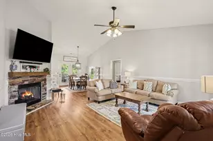 229 Tedpace St, Princeton, NC 27569 - Photo 4