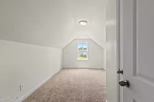 404 Christopher Columbus Ter, Jacksonville, NC 28540 - Photo 38