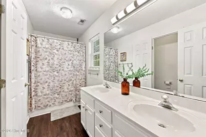 2110 Sir Raleigh Court, Greenville, NC 27858 - Photo 32