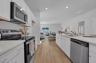 426 Galloping Foal Wy SE, Bolivia, NC 28422 - Photo 6