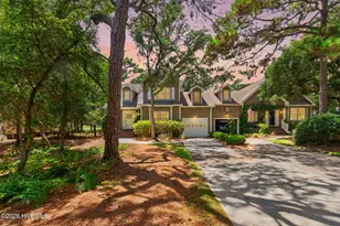 105 Oceangreens Ln, Oak Island, NC 28465 - Photo 2