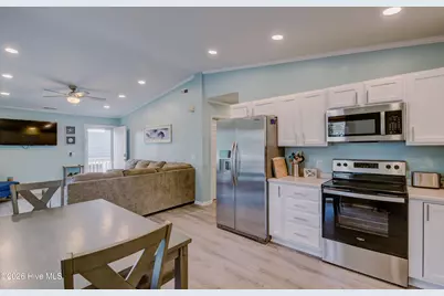 314 Charlotte Avenue #Salty Knights, Carolina Beach, NC 28428 - Photo 2