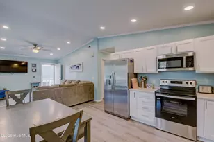314 Charlotte Ave, Carolina Beach, NC 28428 - Photo 2
