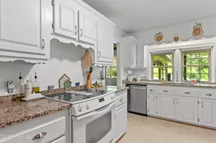 653 Seth Turner Rd, Albertson, NC 28508 - Photo 6