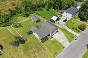907 Oak Dr, Morehead City, NC 28557 - Photo 18