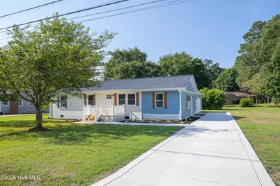 105 Harmon Street, Clinton, NC 28328 - Photo 1