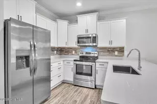 395 S Crow Creek Dr NW, Calabash, NC 28467 - Photo 10