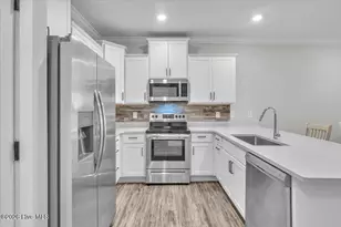 395 S Crow Creek Dr NW, Calabash, NC 28467 - Photo 8