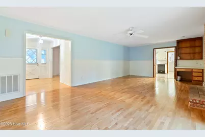 107 Brookshire Lane, Wilmington, NC 28409 - Photo 18