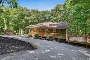 55 Rolling Oaks Rd, Murphy, NC 28906 - Photo 2