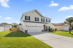 706 Radiant Dr, Jacksonville, NC 28546 - Photo 2