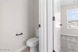 706 Radiant Dr, Jacksonville, NC 28546 - Photo 24