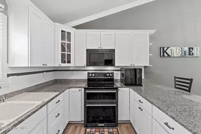 501 E Bay Drive, Sneads Ferry, NC 28460 - Photo 34