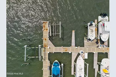 501 E Bay Drive, Sneads Ferry, NC 28460 - Photo 6