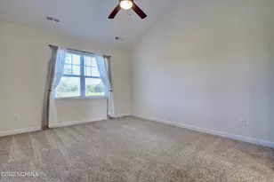 109 Easton Dr, Richlands, NC 28574 - Photo 18