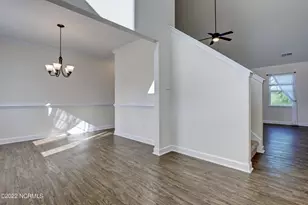 109 Easton Dr, Richlands, NC 28574 - Photo 4