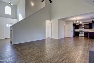 109 Easton Dr, Richlands, NC 28574 - Photo 10