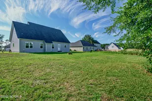 109 Easton Dr, Richlands, NC 28574 - Photo 32