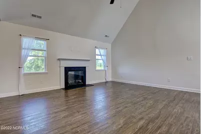 109 Easton Drive, Richlands, NC 28574 - Photo 8
