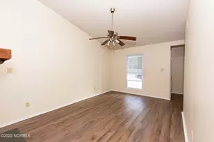 139 Village Cir, Jacksonville, NC 28546 - Photo 4