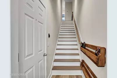 305 Fayetteville Avenue #Unit 1, Carolina Beach, NC 28428 - Photo 2