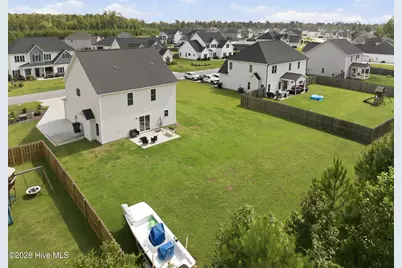273 W Broughton Lane, Rocky Point, NC 28457 - Photo 4