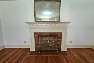 702 Stewart Ave, Clinton, NC 28328 - Photo 6