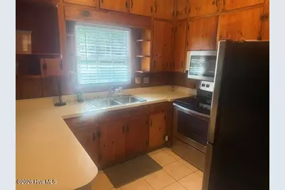 220 E Lewis Street, Whiteville, NC 28472 - Photo 22