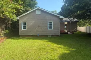 220 E Lewis St, Whiteville, NC 28472 - Photo 8