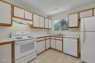 5221 Largo Ct, Wilmington, NC 28409 - Photo 4